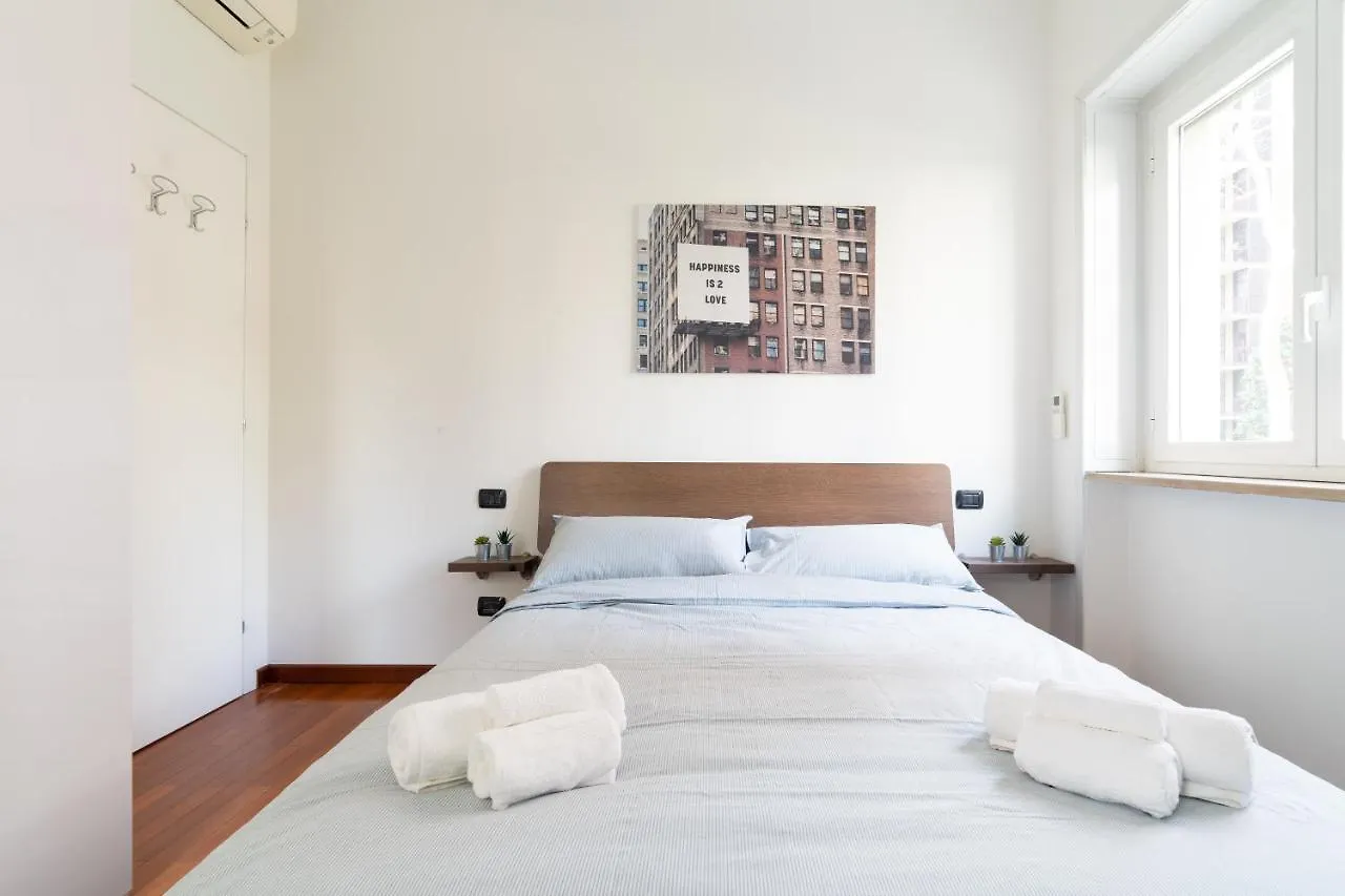 Apartment Citylife-Fiera Nuovo Apt Con Wifi & Netflix Milan Italy